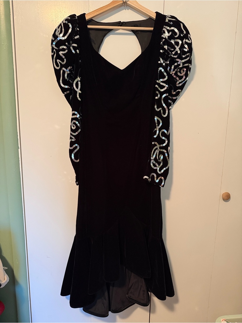VINTAGE 80s Dave & Johnny Black Velvet Mermaid Dress Sequin Puff Sleeves
